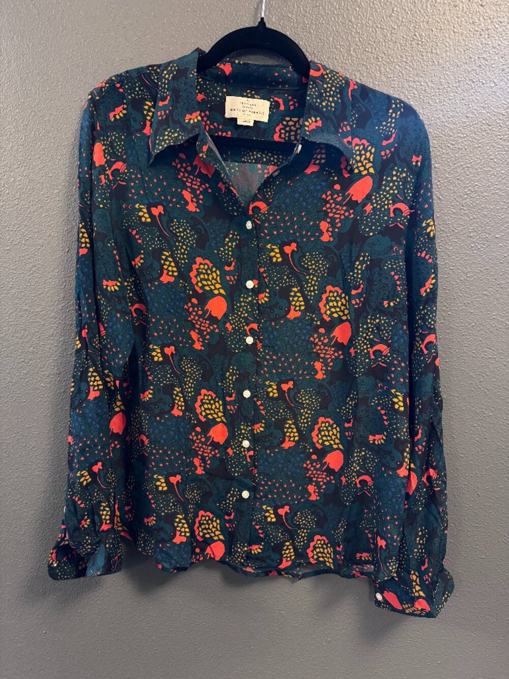 Birds of Paradis by Trovata Silk Paisley Button Front Shirt - Picture 4 of 5